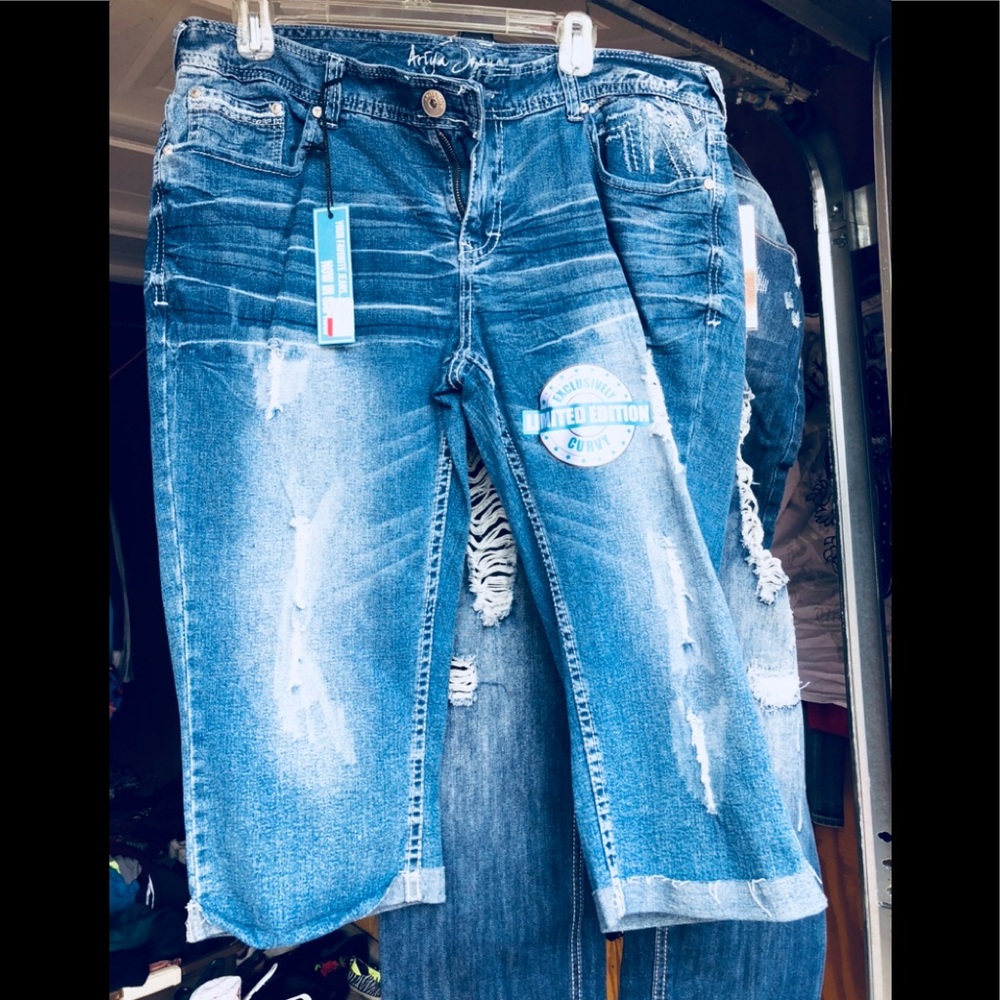 Capris New W/Tags